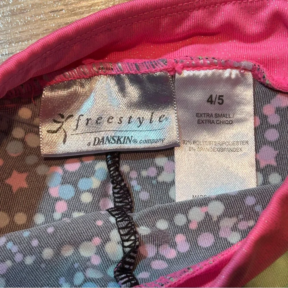 Danskin freestyle dance‎ gymnastics shorts 4/5